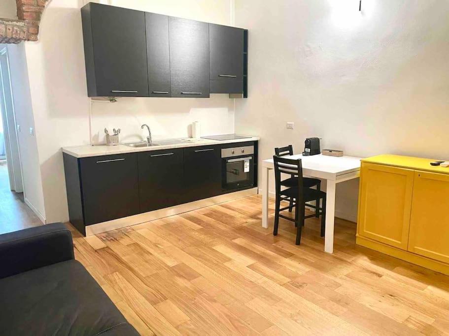 Isola - Garibaldi Lovely Apt. With Netflix And Wifi Μιλάνο Εξωτερικό φωτογραφία